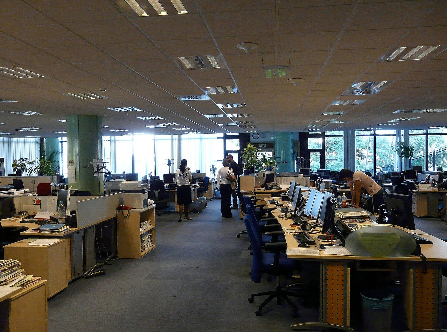 The MTI Hungarian News Agency newsroom in Budapest on 19 September 2009. The MTI Hungarian News Agency newsroom in Budapest on 19 September 2009.