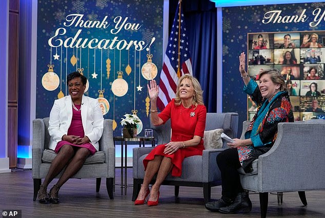 Teacher's union boss Randi Weingarten mocked for gushing Biden has done ...