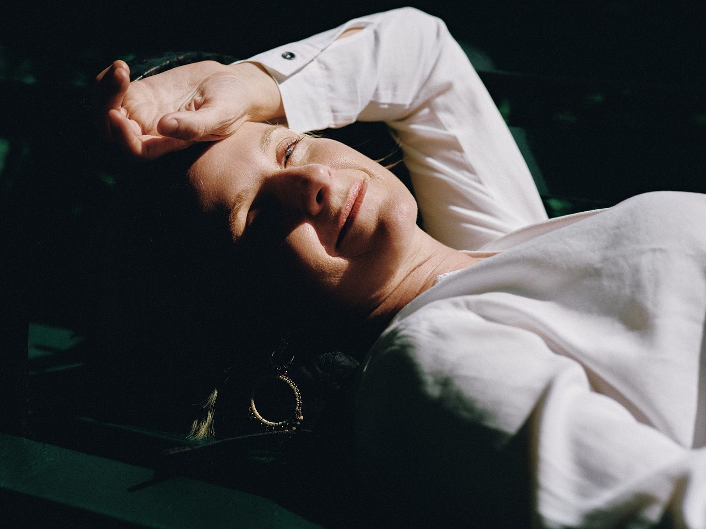 Portrait of Elizabeth Gilbert.