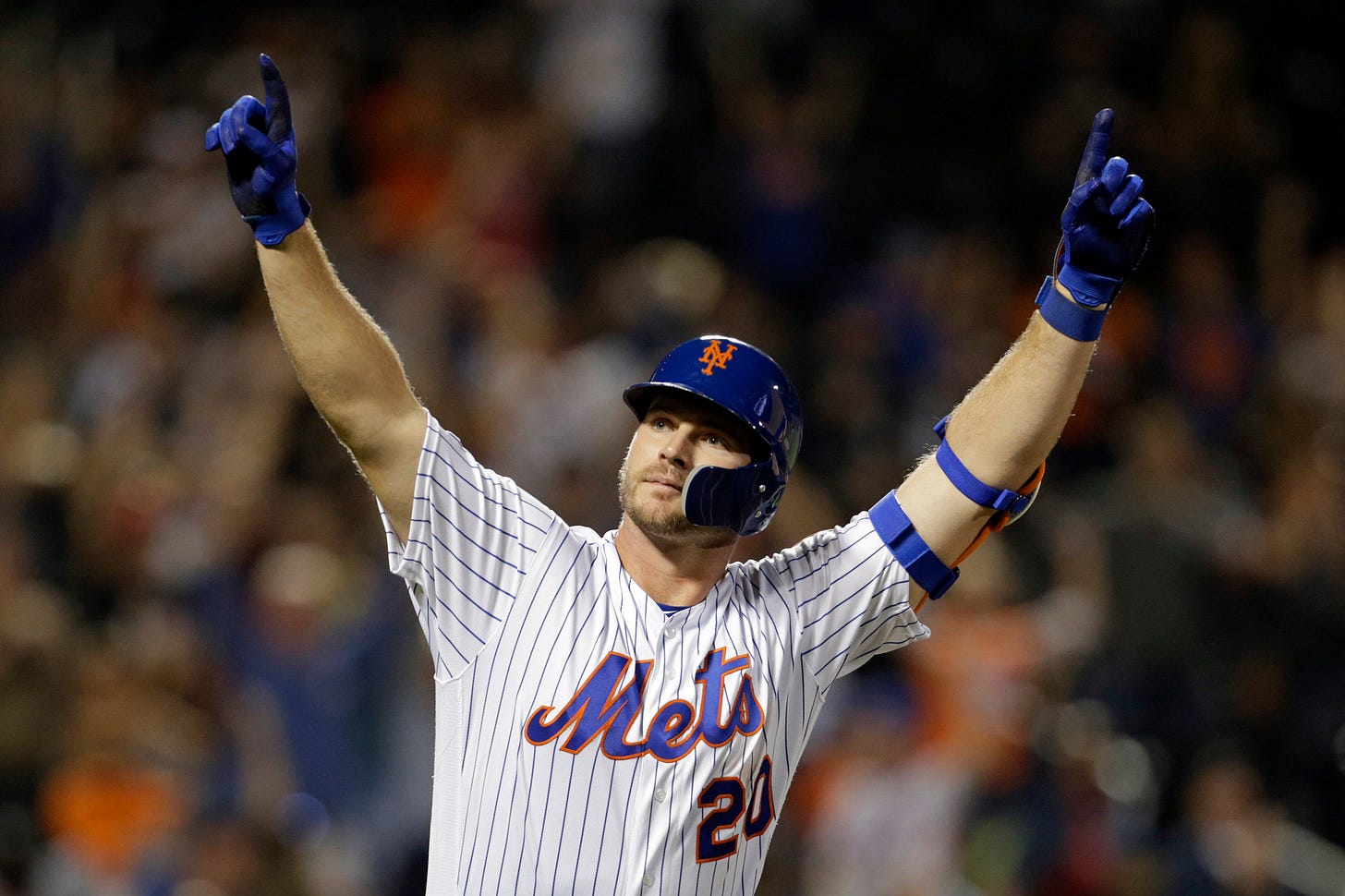 Mets' Pete Alonso Breaks Rookie Home-Run Record - The New York Times