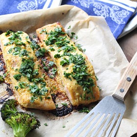 Sheet Pan Lemon Garlic Salmon and Broccoli