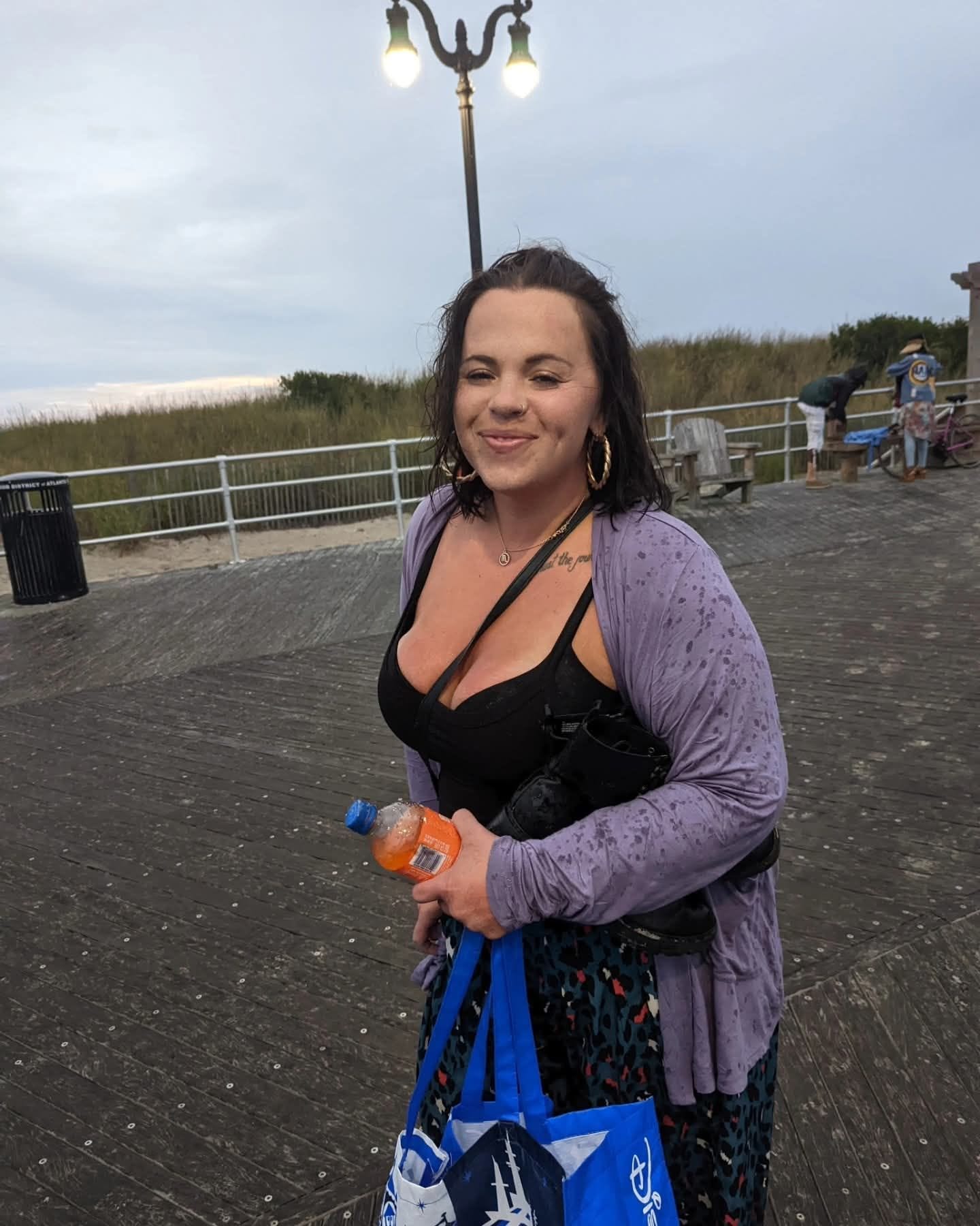 No photo description available.