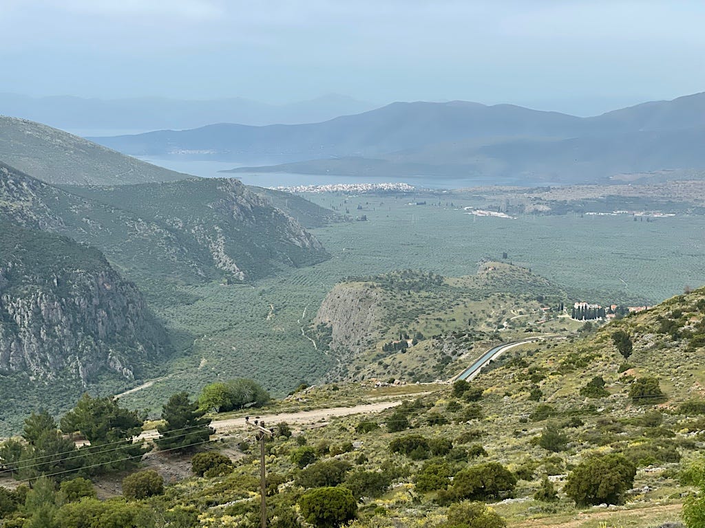 View of today’s destination: through the Mer des Oliviers and to the coastal town Itea.