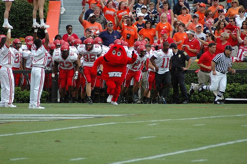 File:WKU-Hilltopppers.jpg