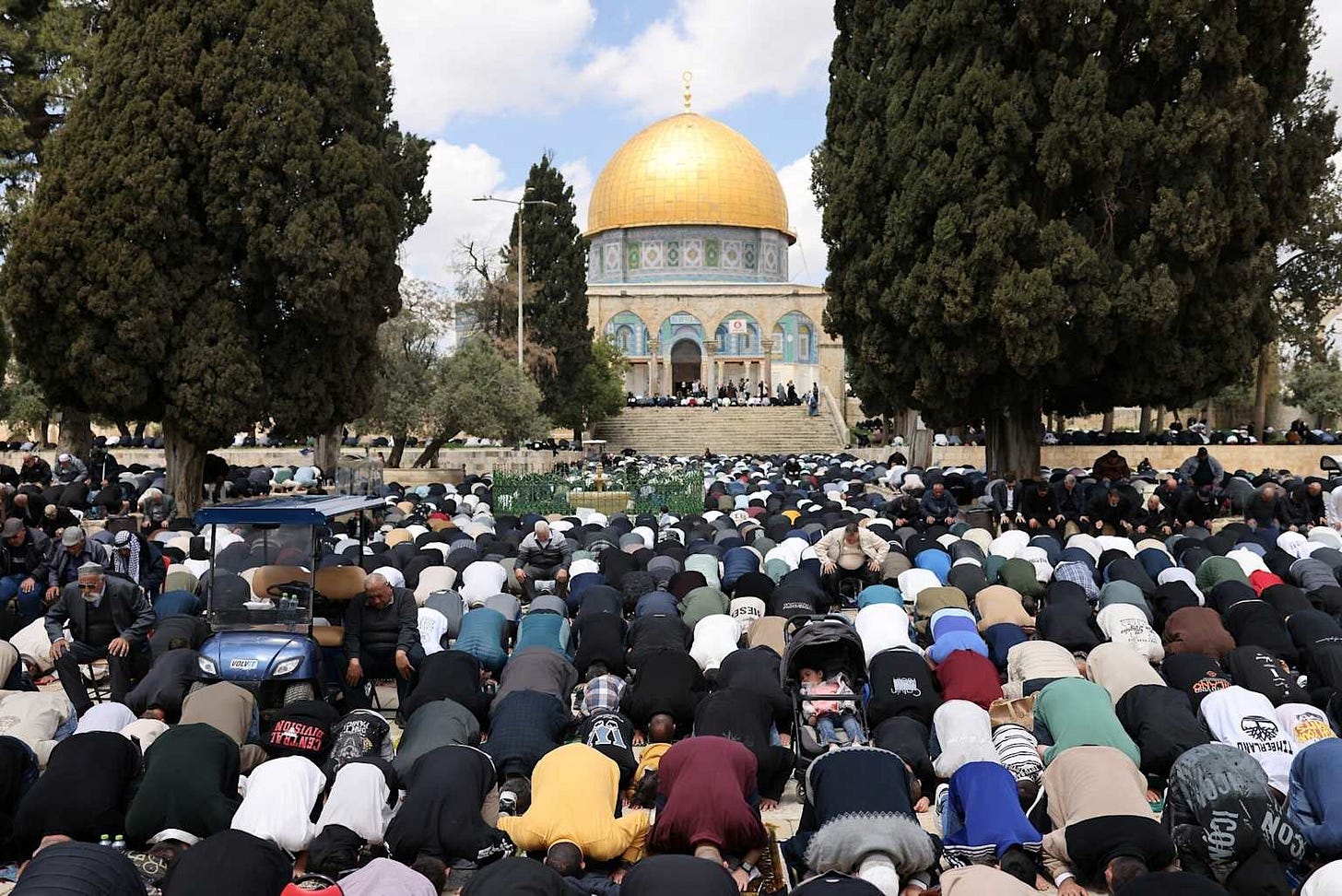 100 000 musulmans à la prière du vendredi sur le mont du Temple, dans l’enceinte de la mosquée Al-Aqsa, à Jérusalem-Est, le 10 avril 2026 100 000 musulmans à la prière du vendredi sur le mont du Temple, dans l’enceinte de la mosquée Al-Aqsa, à Jérusalem-Est, le 10 avril 2026