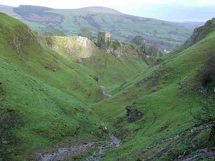 Image credits: Photograph by Mike Peel (www.mikepeel.net)., CC BY-SA 4.0, https://commons.wikimedia.org/w/index.php?curid=13509487, By Darren Copley from Sheffield - Peveril Castle, Castleton, CC BY 2.0, https://commons.wikimedia.org/w/index.php?curid=8748969, By Steven Newton - Peveril Castle, Castleton, CC BY 2.0, https://commons.wikimedia.org/w/index.php?curid=8748989, By Mick Knapton at the English-language Wikipedia, CC BY-SA 3.0, https://commons.wikimedia.org/w/index.php?curid=15899264, https://www.english-heritage.org.uk/visit/places/peveril-castle/
