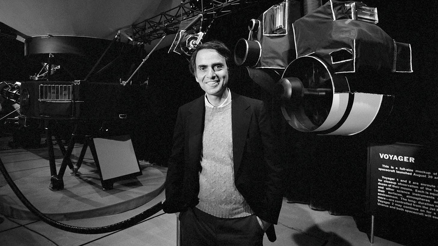 10 Cool Things About Carl Sagan | HowStuffWorks