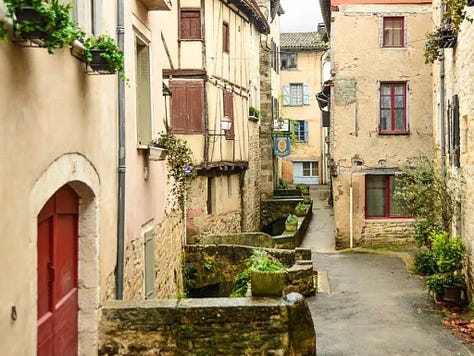 images of St. Antonin-Noble Val