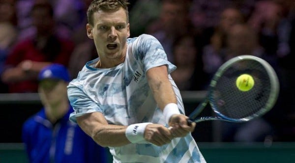 tomas berdych cant bulge up enough for bare stan warinka back moves top seeder 2015 tomas berdych cant bulge up enough for bare stan warinka back moves top seeder 2015