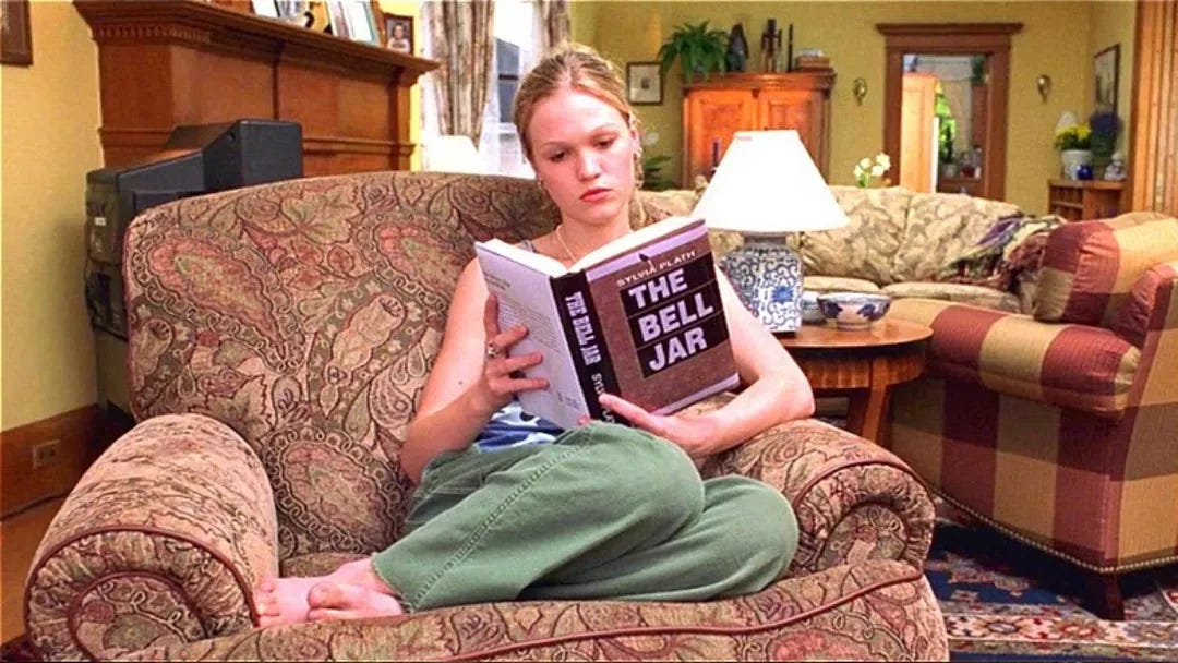 10 Things I Hate About You film shot of Julia Styles reading The Bell Jar