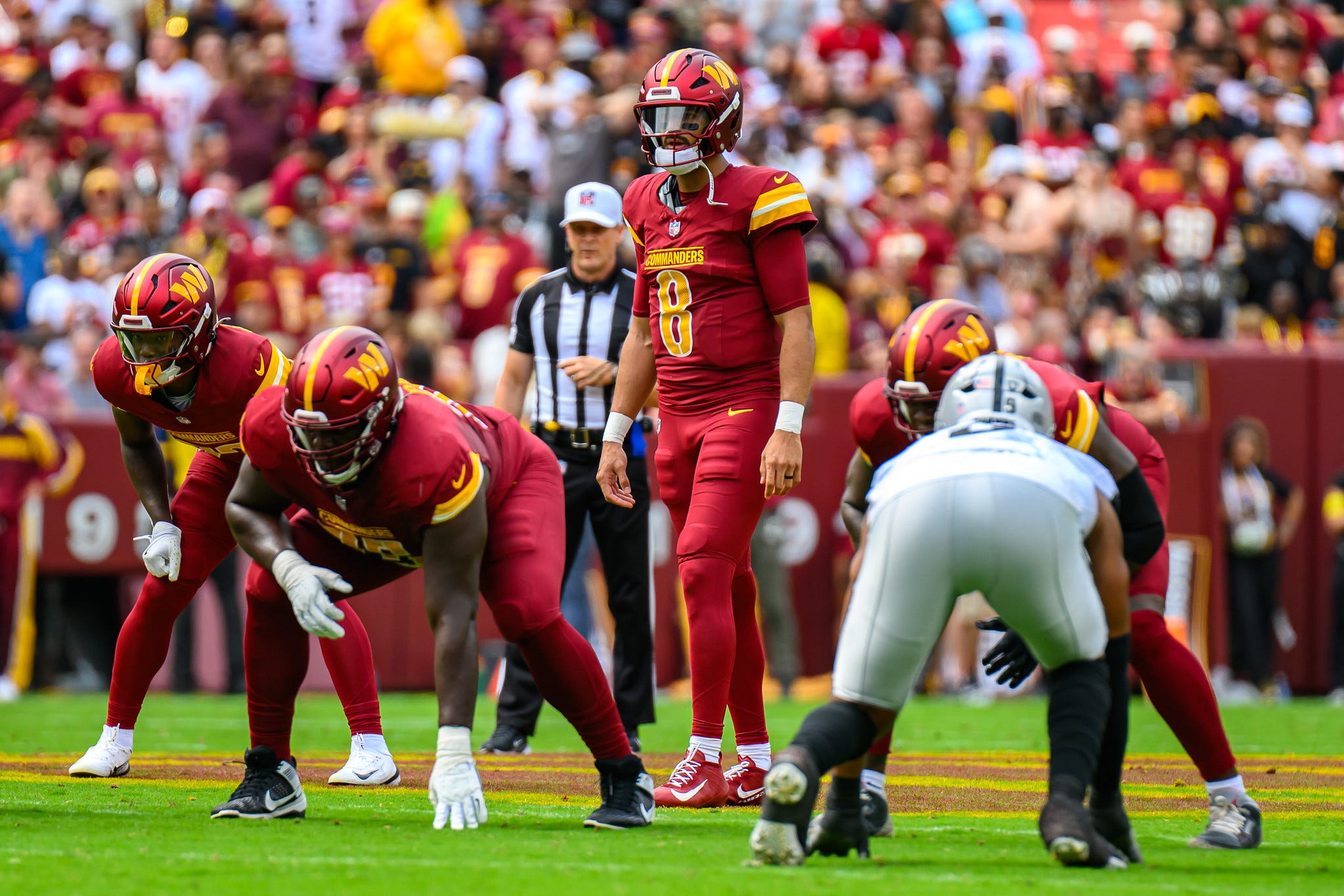 Why the Commanders should re-sign Marcus Mariota before the season ends