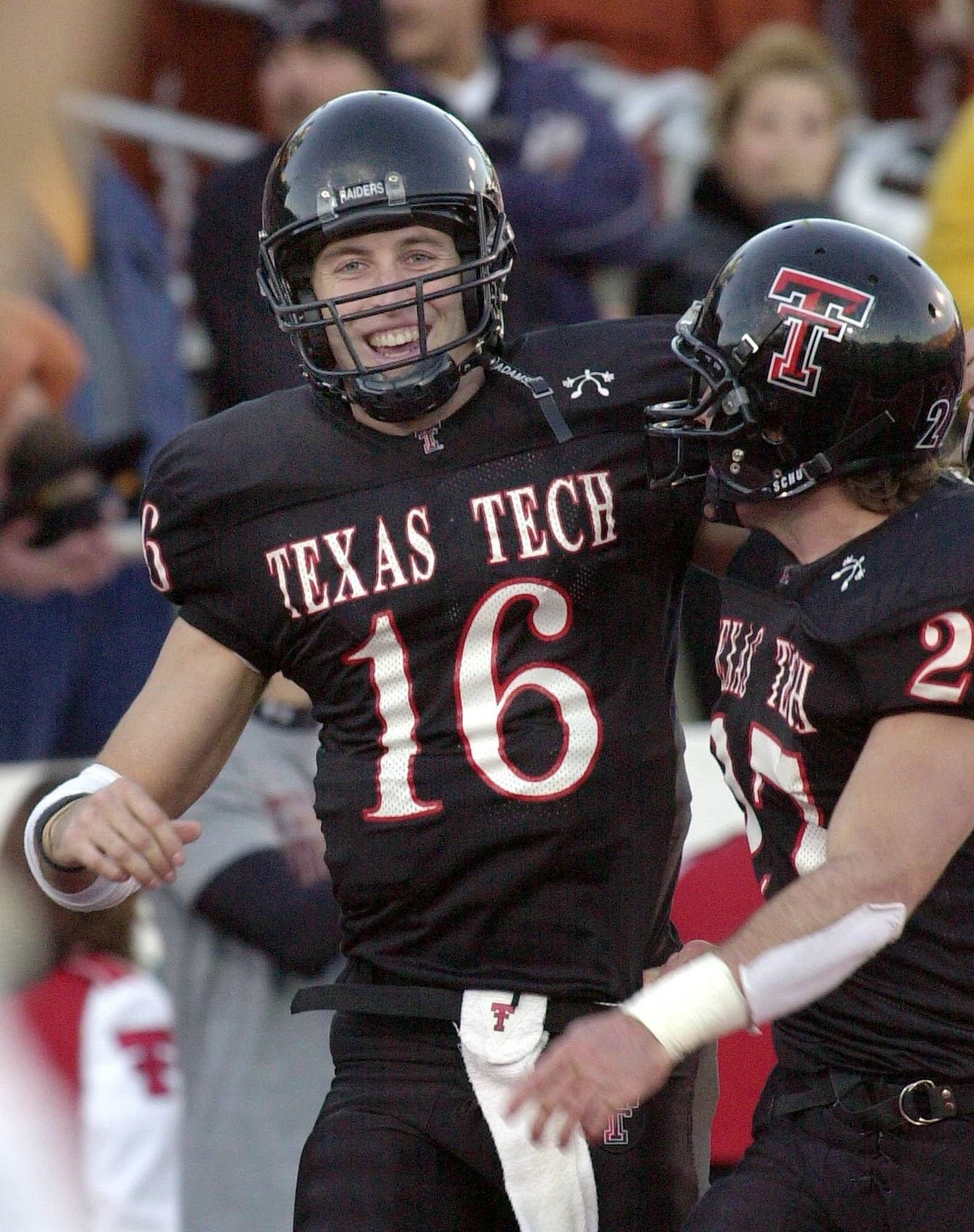 Kliff Kingsbury and Wes Welker at Texas Tech. | Texas tech, Texas tech  football, Texas tech red raiders football