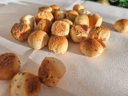 File:Kūčiukai - iš arti.jpg - Wikimedia Commons