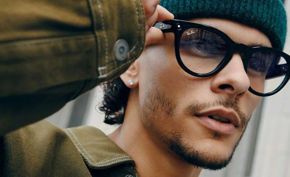 De olho em óculos inteligentes, Meta quer fatia de dona da Ray-Ban |  Negócios | pipelinevalor