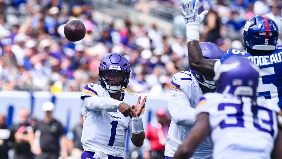 Vikings' 53-man roster projection: Who stays? Who goes? What positions remain unsettled?