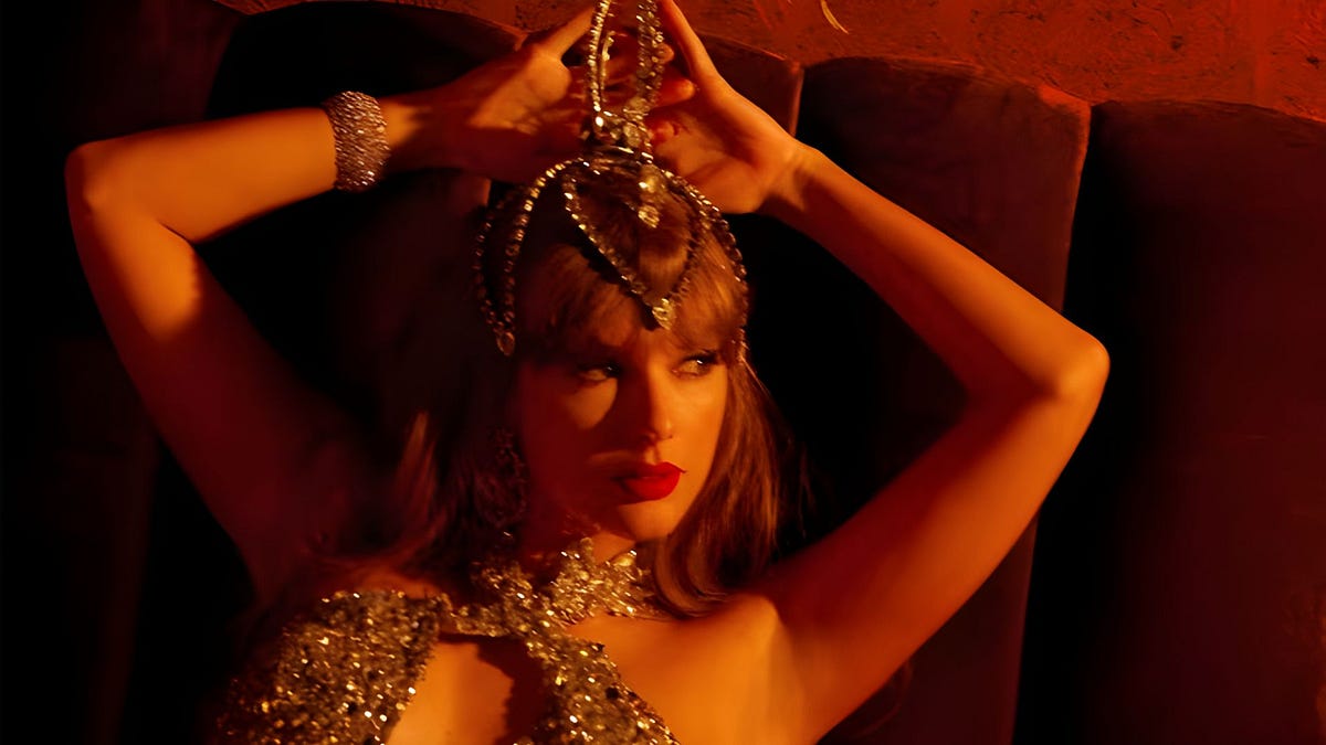 Taylor Swift Under Fire For Using AI In Life of a Showgirl Promotional  Material