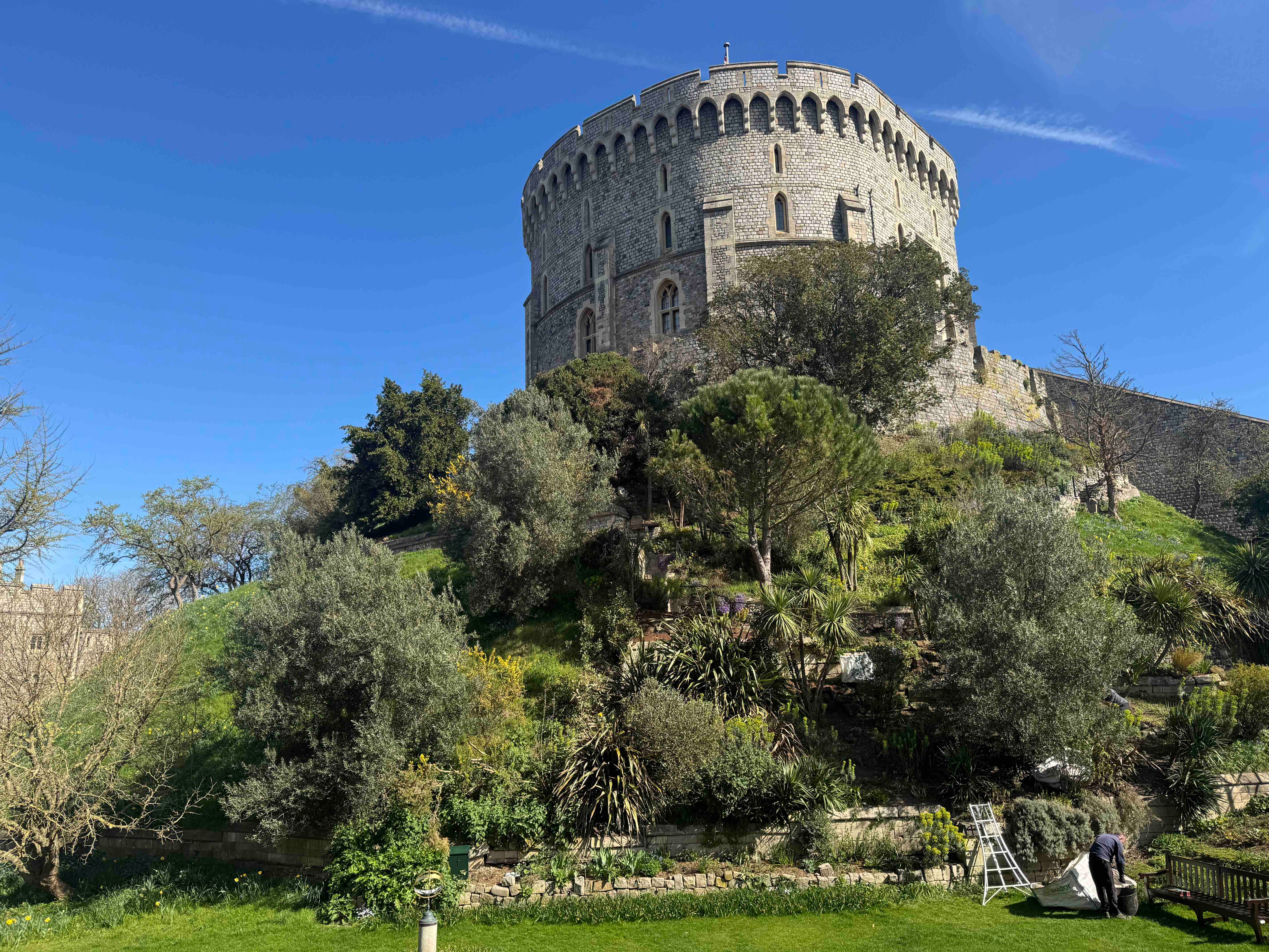 LET'S GO ON A TOUR OF WINDSOR CASTLE… - by Dan Jones