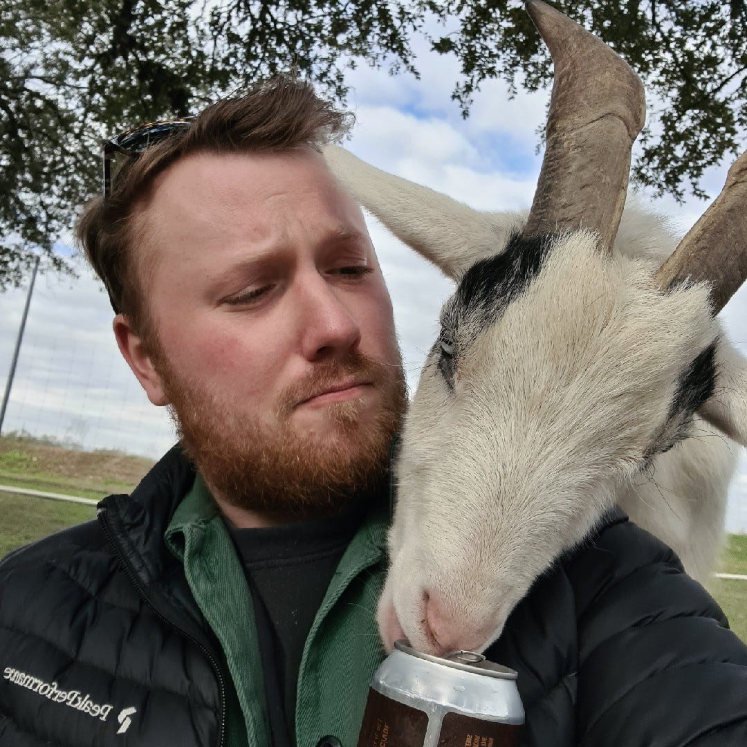 Alex @ Pub Vignettes