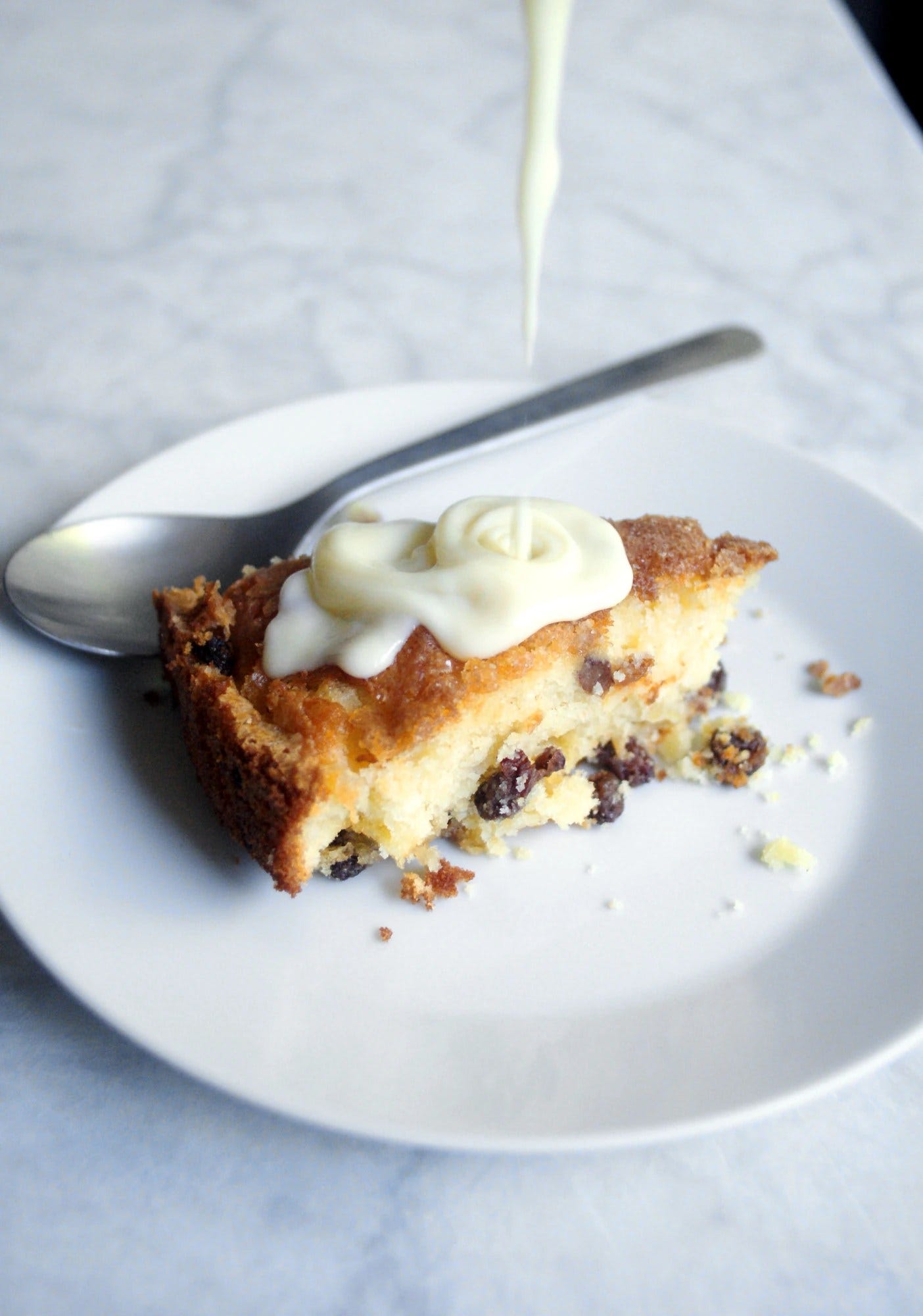apple and sultana cake