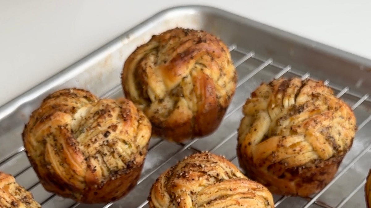 Braided Black Pepper Leek Buns - by Isabelle Heikens