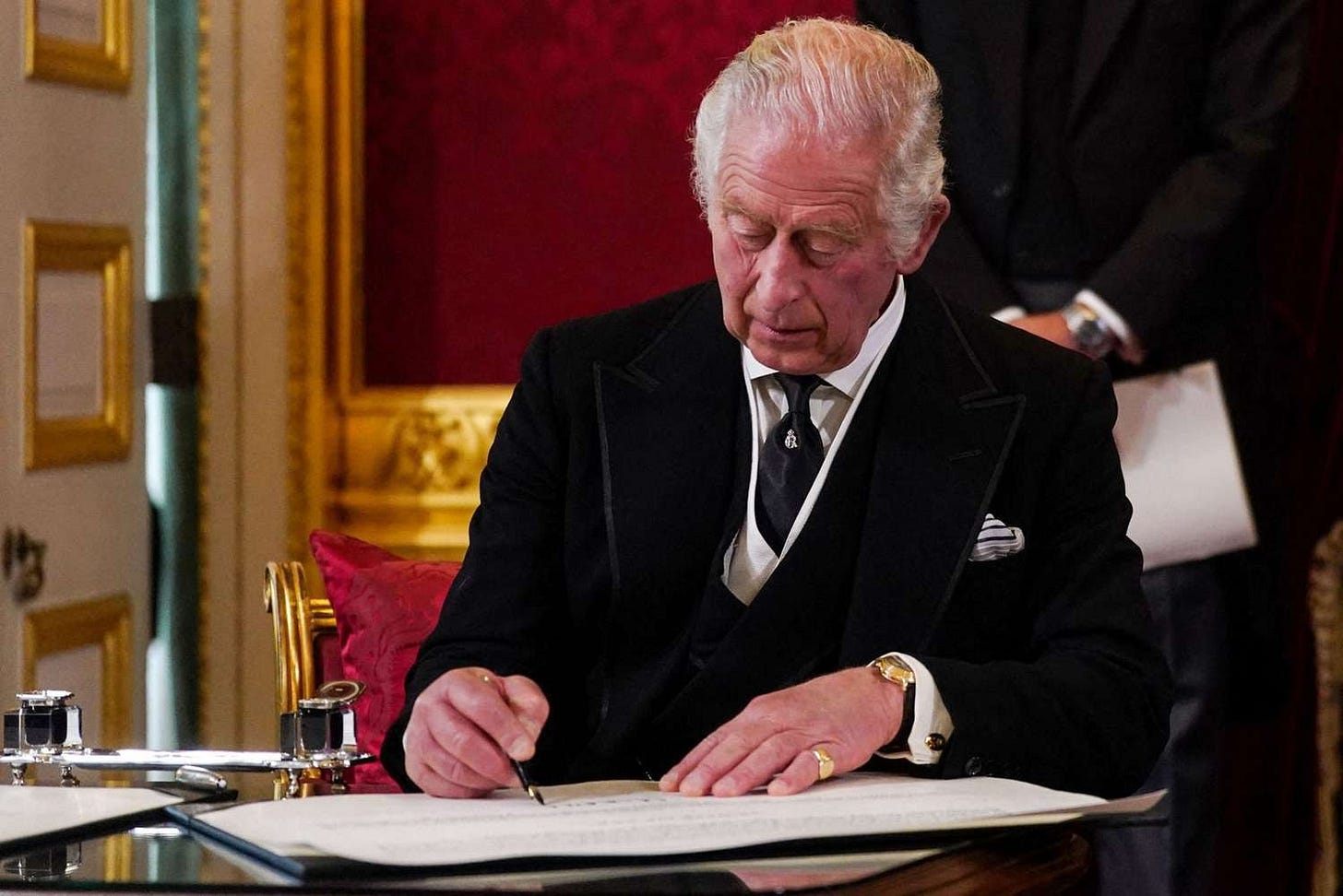 King Charles III's Inkpot, Gift From Sons, Goes Viral During Accession King Charles III's Inkpot, Gift From Sons, Goes Viral During Accession