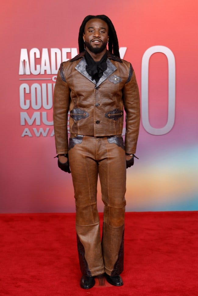Shaboozey Merges Western * Avant-Garde With Tabi Boots ACM Awards 2025
