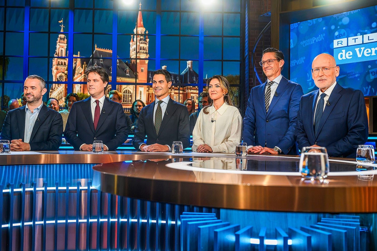 AI-chatbots 'onbetrouwbaar en niet neutraal' als stemwijzer, waarschuwt de  Autoriteit Persoonsgegevens | de Volkskrant