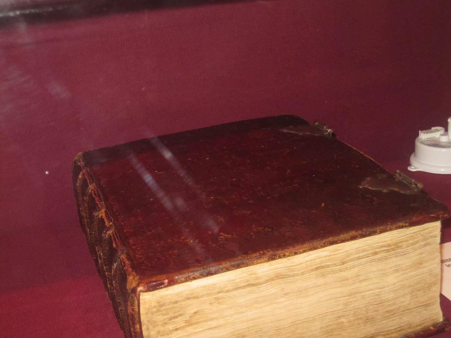 File:Washington's inaugural Bible, 1789 IMG 1702.JPG - Wikimedia Commons