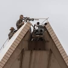 Sydney Opera House. Is that an SR-25 ...
