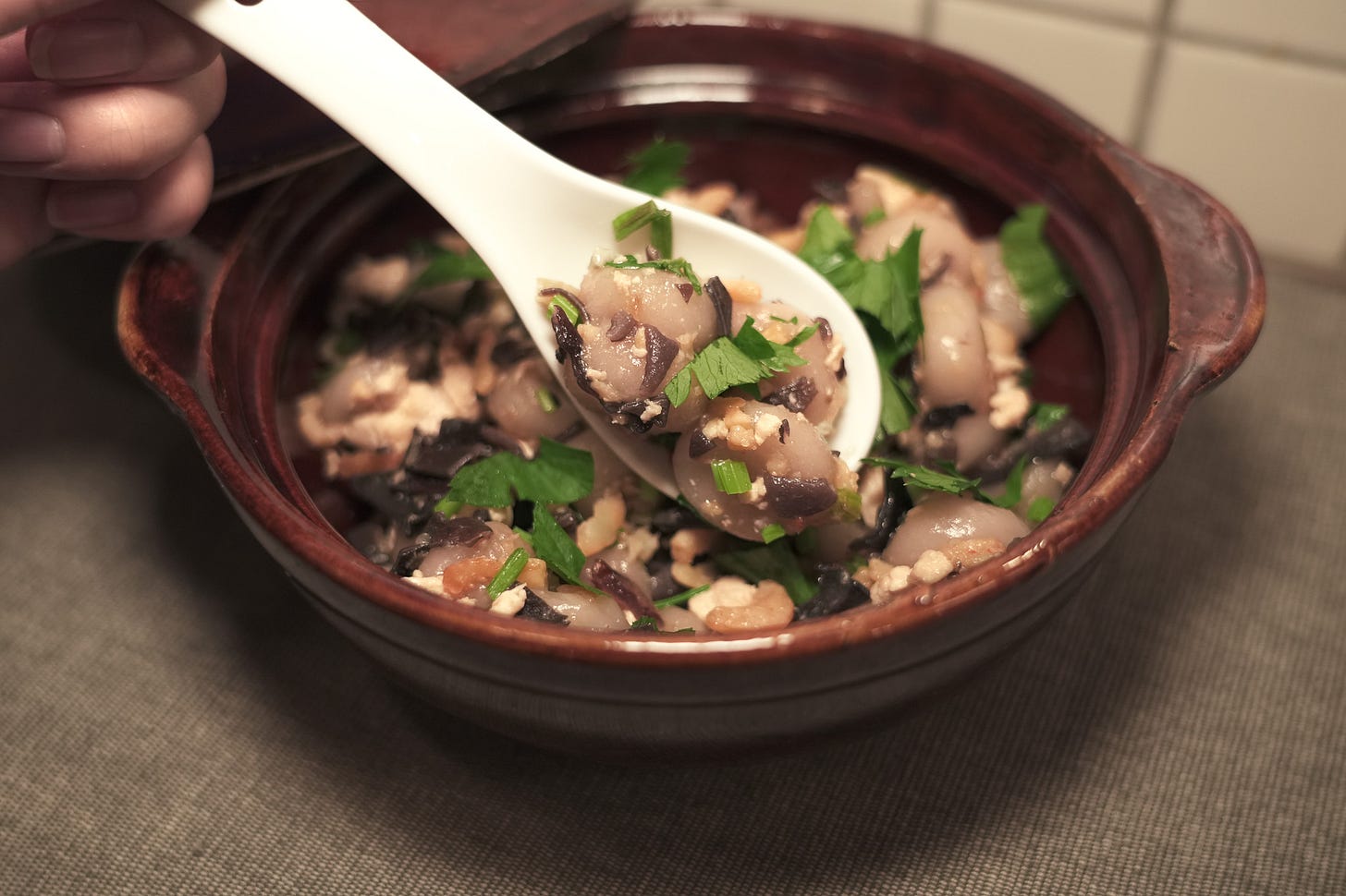 scooping abacus seed