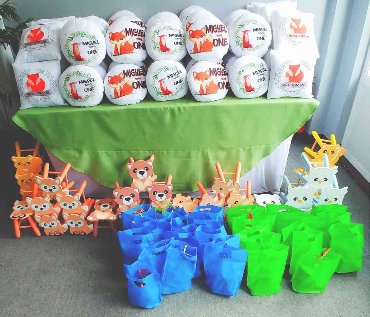 Giveaways and loot bags Giveaways and loot bags for Miguel's first birthday