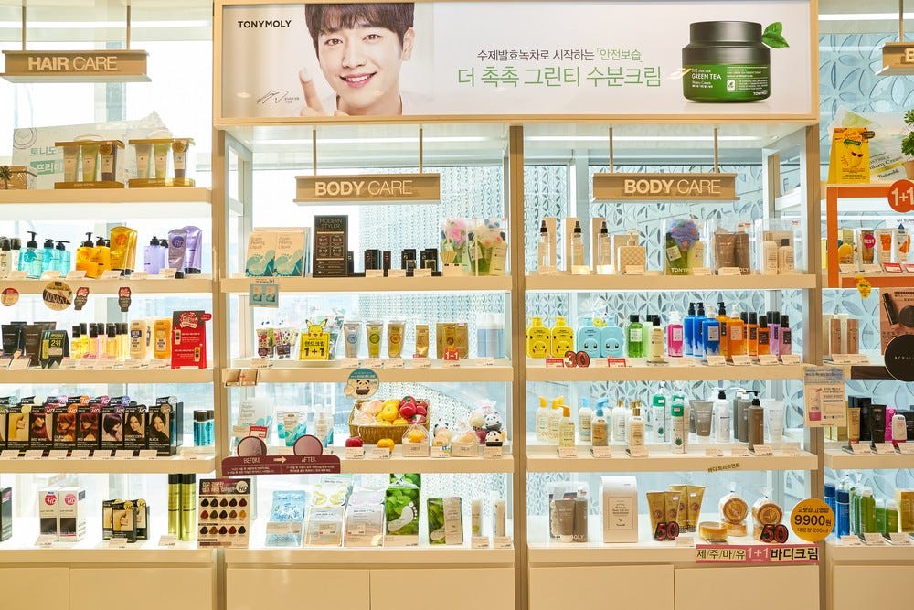 The Foxconns of fast beauty propel South Korean cosmetics' success in China  - Lifestyle - The Jakarta Post