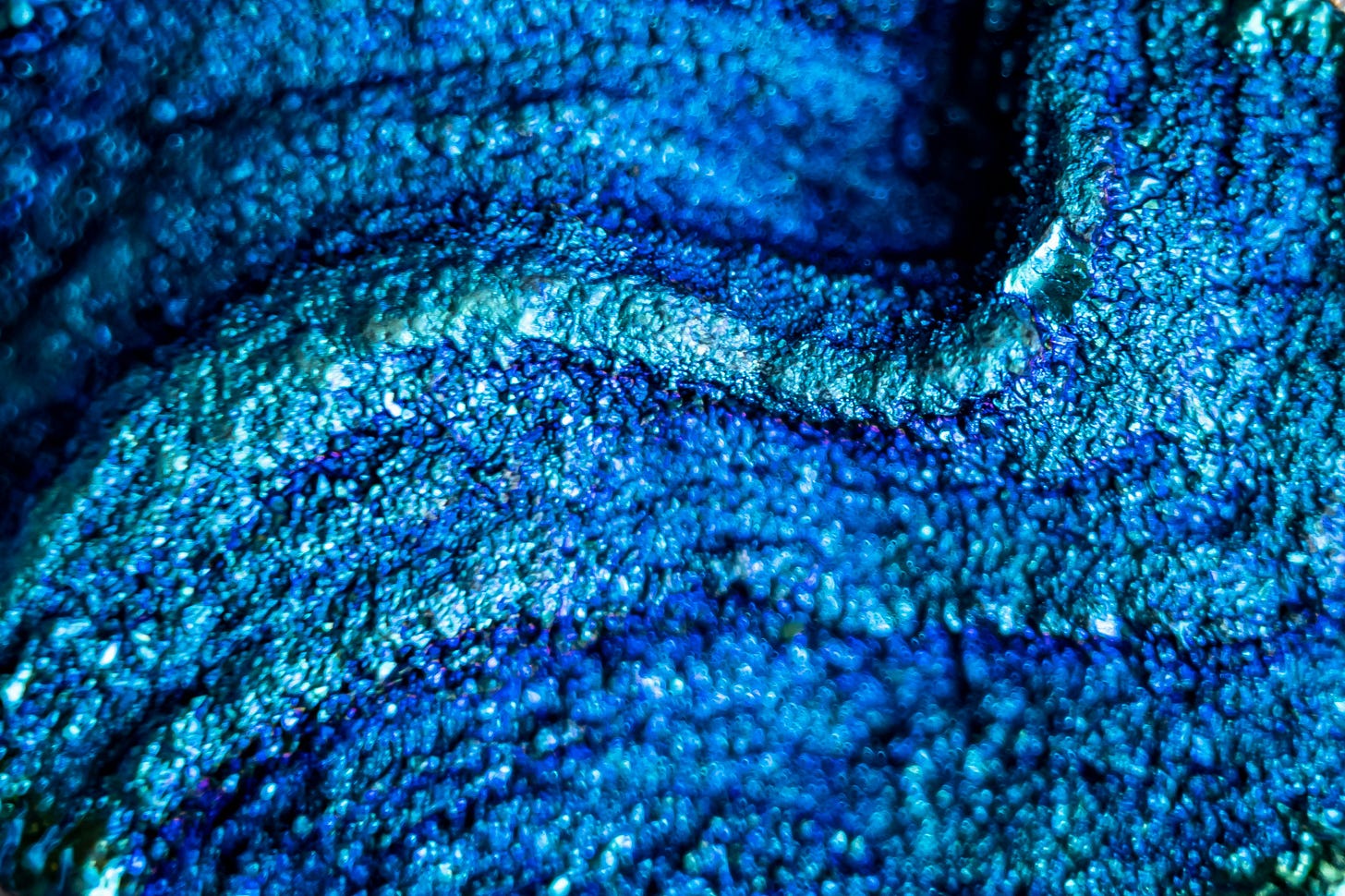 primo-piano-di-alcune-rocce-blu primo-piano-di-alcune-rocce-blu
