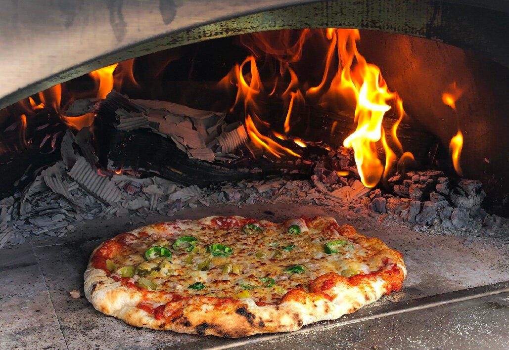 pizza-01.jpg pizza-01.jpg