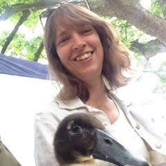 Queens, Quills and Quests