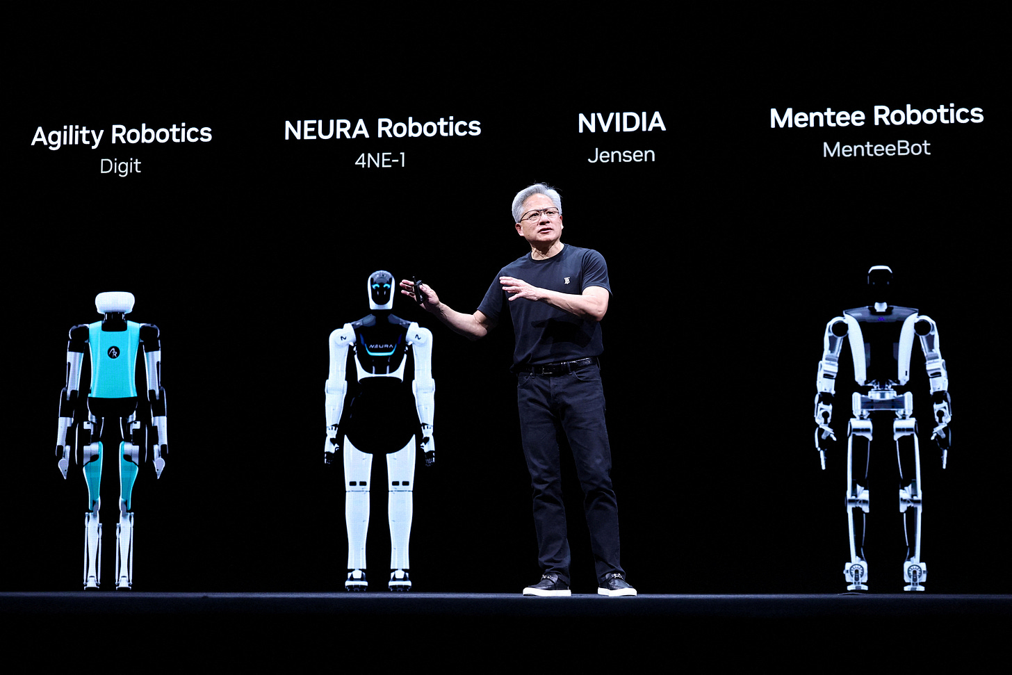 Exclusive: Nvidia, Foxconn in talks to deploy humanoid robots at Houston AI  server making plant | Reuters