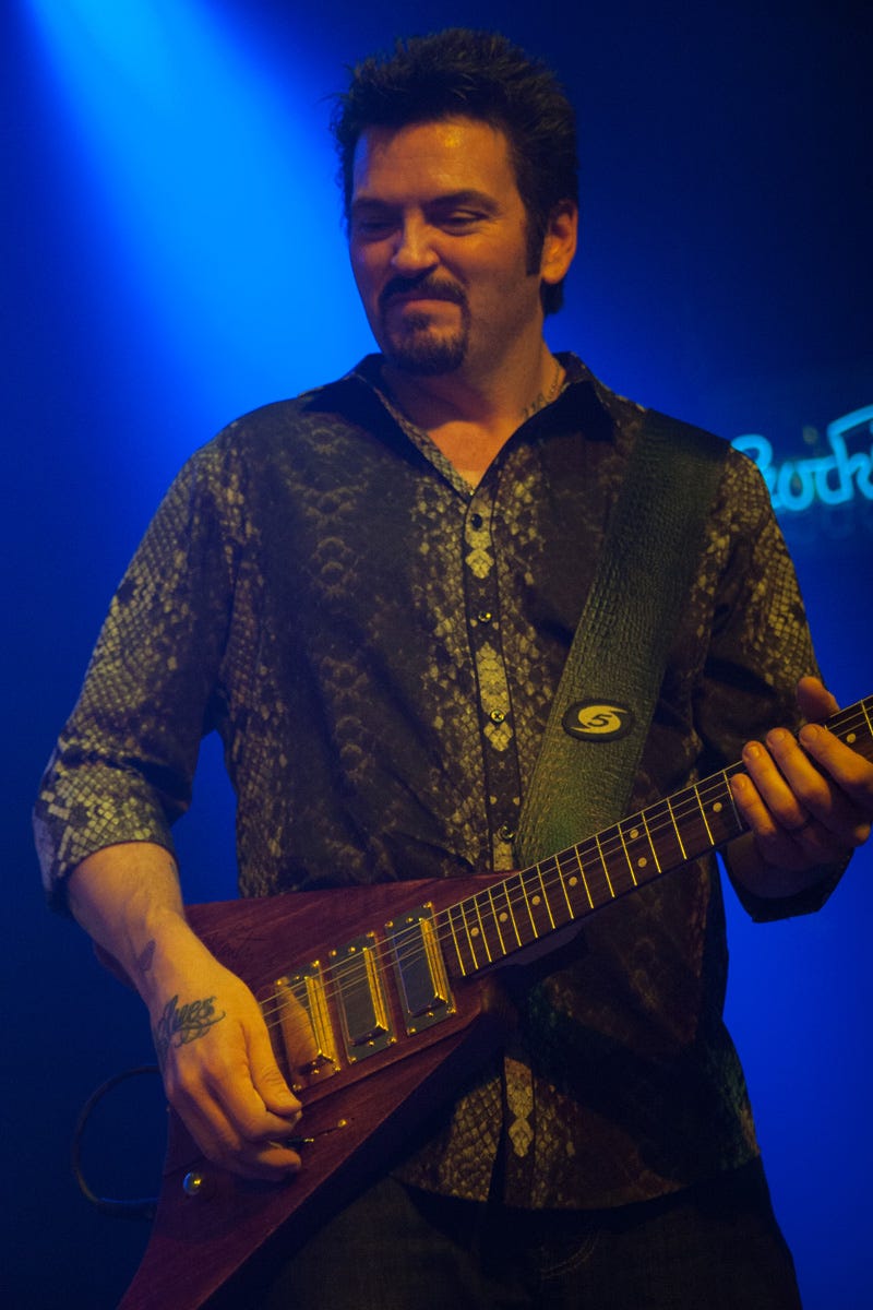 Mike Zito - Wikipedia