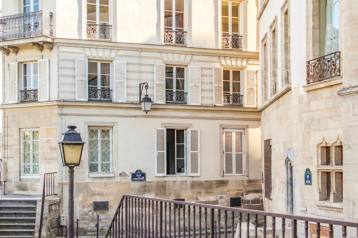 Historic corner between Rue des Chantres and Rue des Ursins on Île de la Cité in Paris