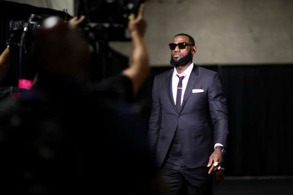 LeBron's Thom Browne shorts suit, explained - SFChronicle.com LeBron's Thom Browne shorts suit, explained - SFChronicle.com