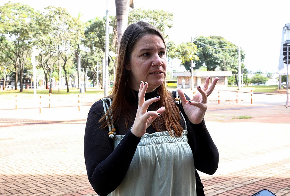 a professora Erika Velloso Lemos Schwarz a professora Erika Velloso Lemos Schwarz