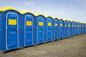 Servicing Porta-Potties - How Porta-Potties Work | HowStuffWorks