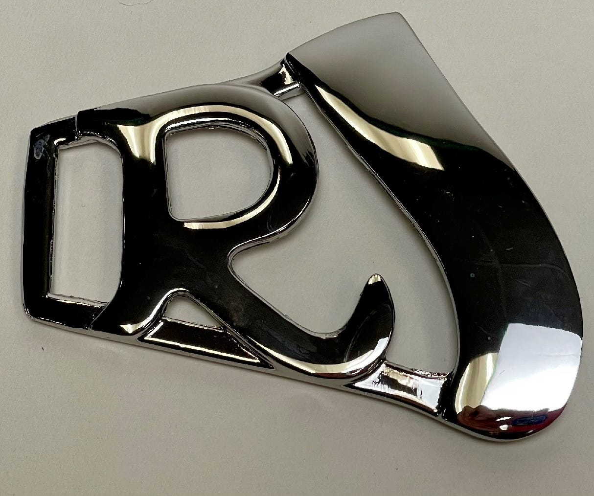 Terminology: The “R” Tailpiece - by Andy White