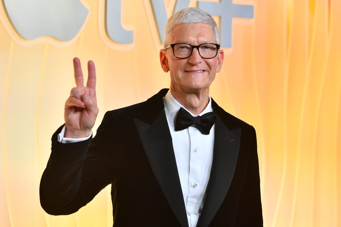 Apple just named its next CEO—and Tim Cook is passing down the same advice  Steve Jobs once gave him | Fortune
