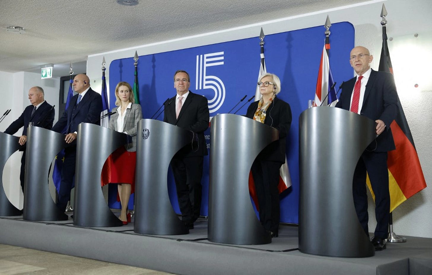 European Defense Ministers Reaffirm Unity at Berlin E5 Meeting