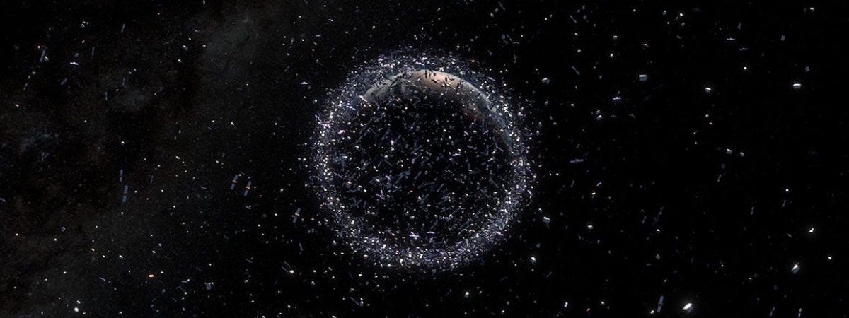 1689092946614 Garbage-collecting micro-satellite