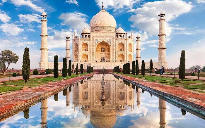 Inside the Mysteries of India's Intriguing Taj Mahal Inside the Mysteries of India's Intriguing Taj Mahal