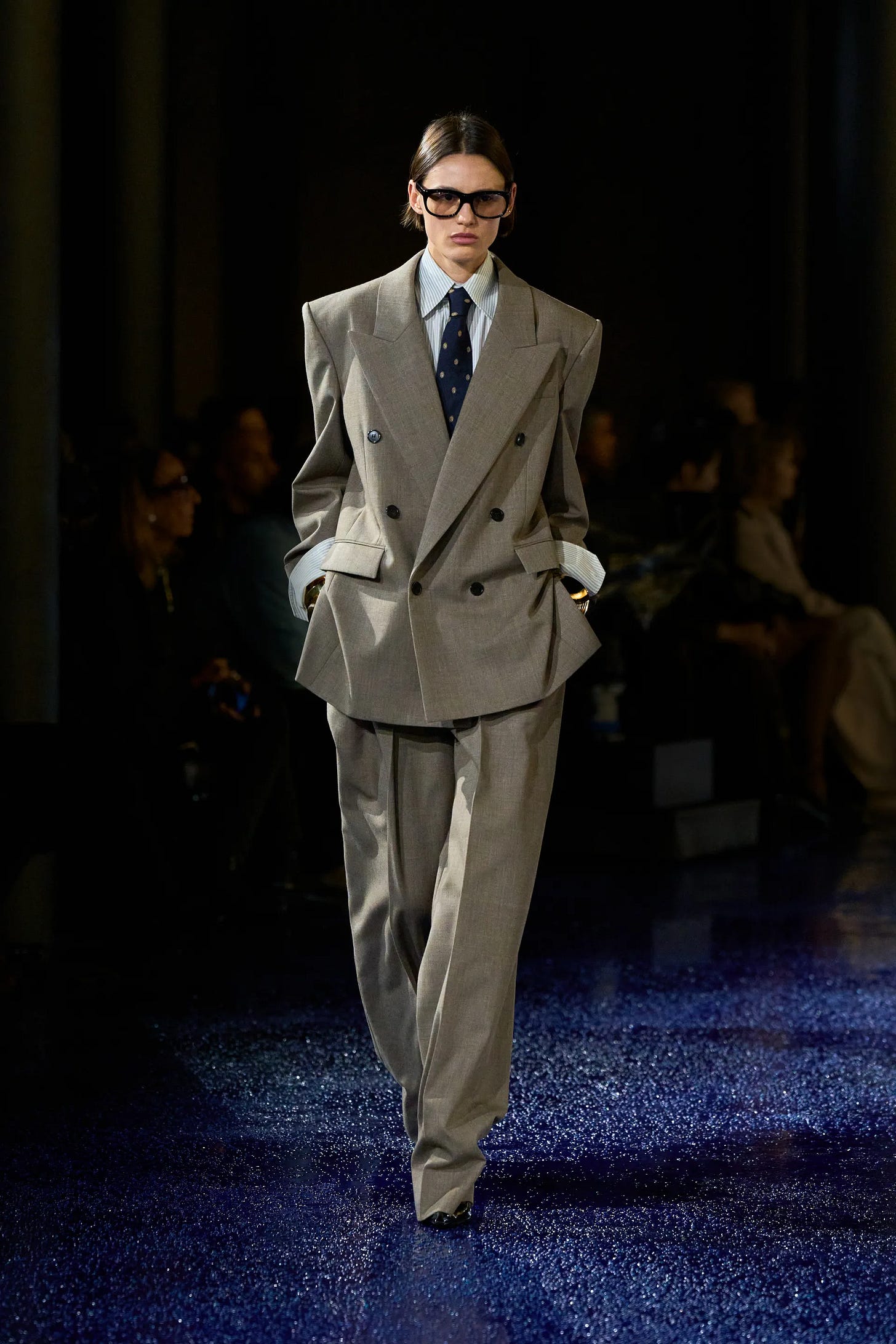 Saint Laurent SS25: Maximalism and Nostalgia on the Runway at Fashion Week - nss magazine Saint Laurent SS25: Maximalism and Nostalgia on the Runway at Fashion Week - nss magazine