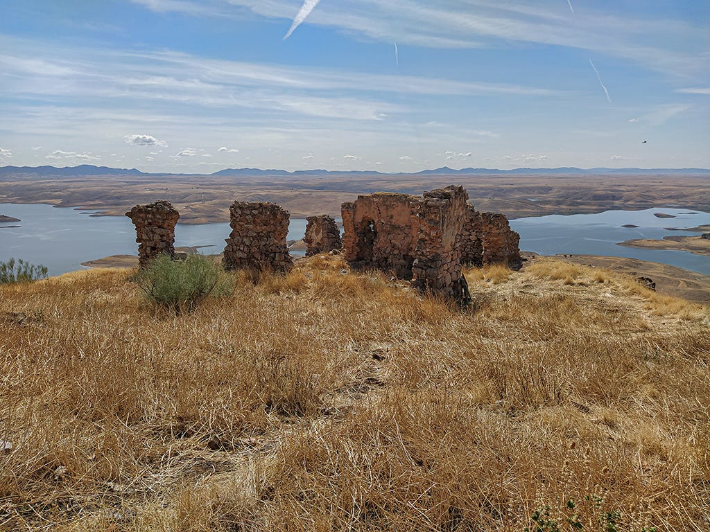 Fortaleza de Lares- Arte en Ruinas (