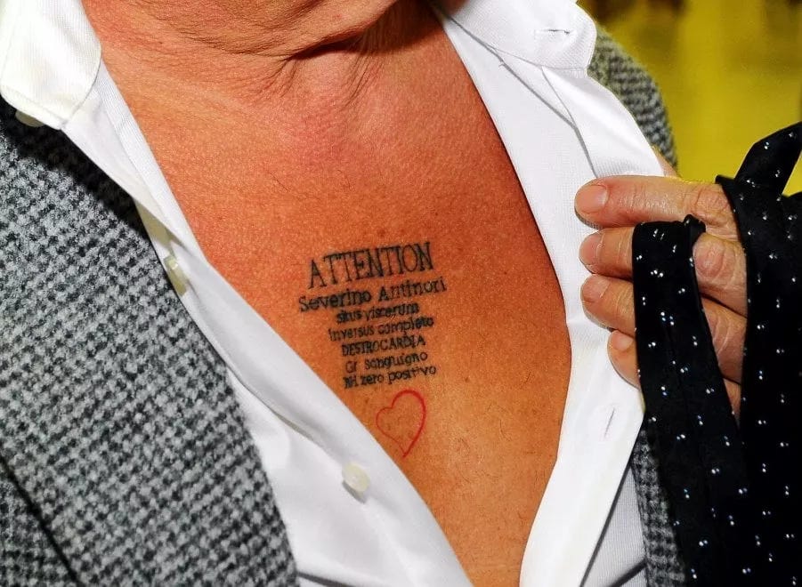 Antinori, al via le udienze. Il ginecologo: "Qui si processa la scienza". E mostra tattoo sul petto - la Repubblica Antinori, al via le udienze. Il ginecologo: "Qui si processa la scienza". E mostra tattoo sul petto - la Repubblica