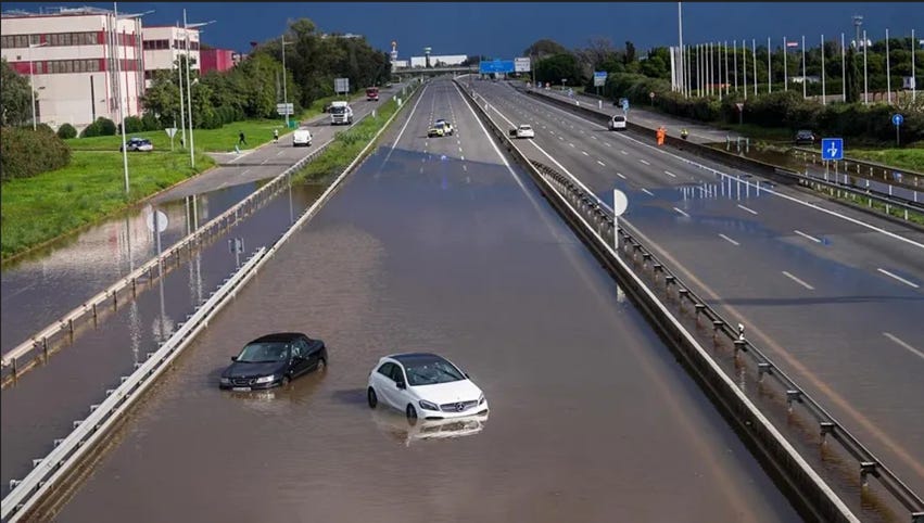 Una carretera con coches
El contenido generado por IA puede ser incorrecto. Una carretera con coches
El contenido generado por IA puede ser incorrecto.